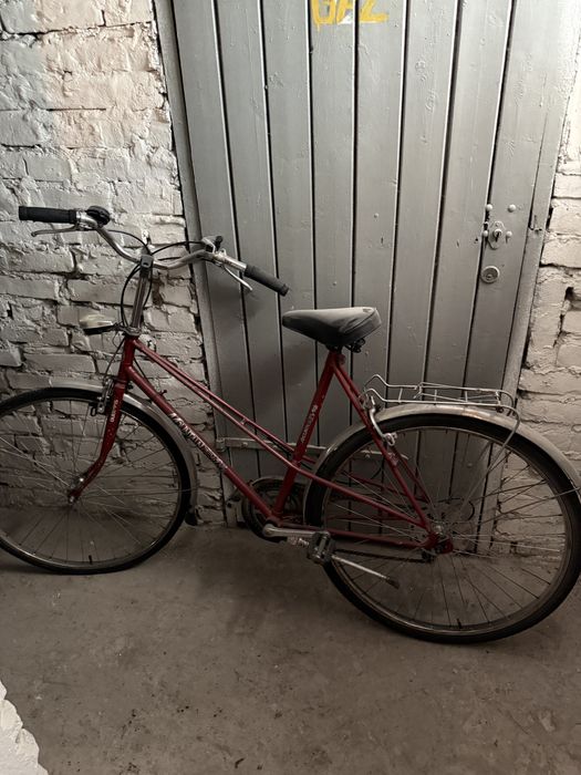 Dwa rowery Rower damka do odświezenia koła 28 cali,rower jak skladak