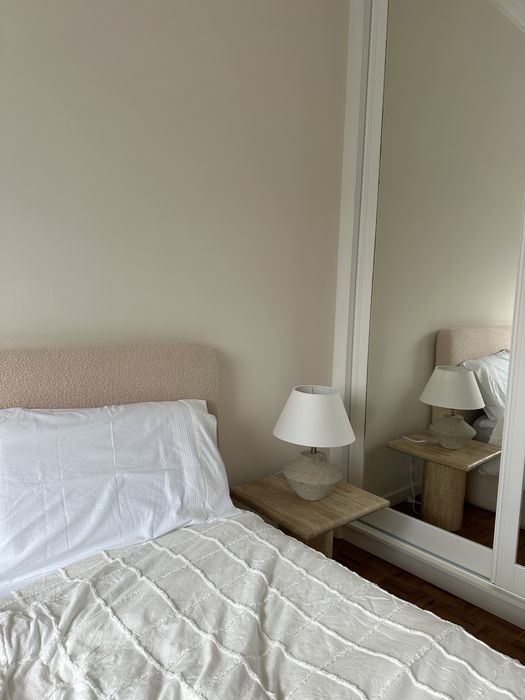 Vendo cama Queen Size Sklum Sommier