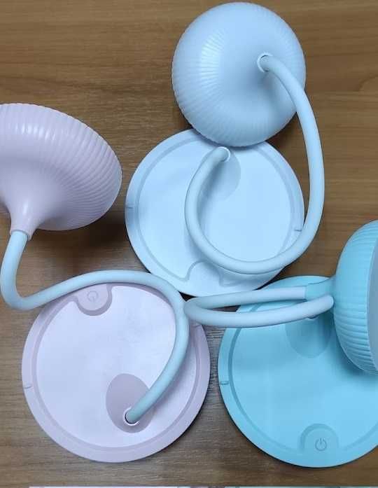 Лампа на акумуляторі.