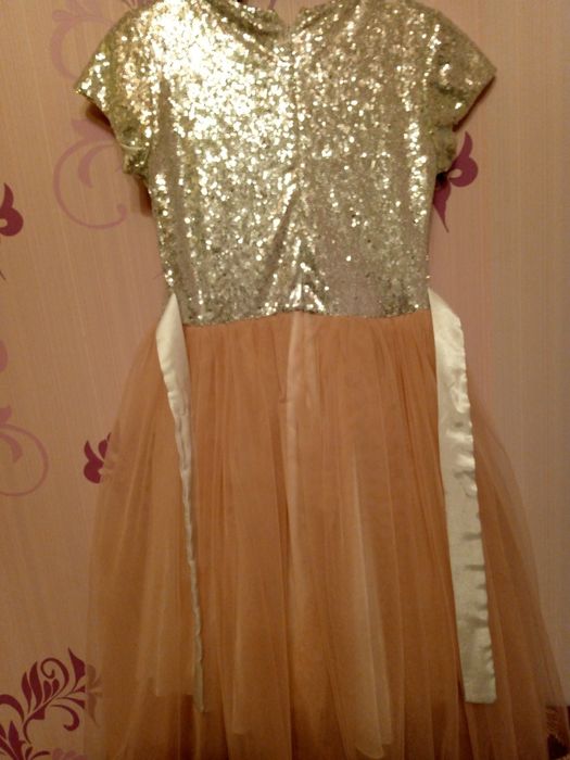 Сукня святкова для дівчинки