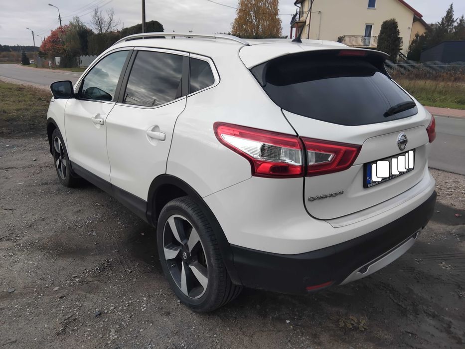 Nissan Qashqai panorama automat kamery 360 navi kamera cofania