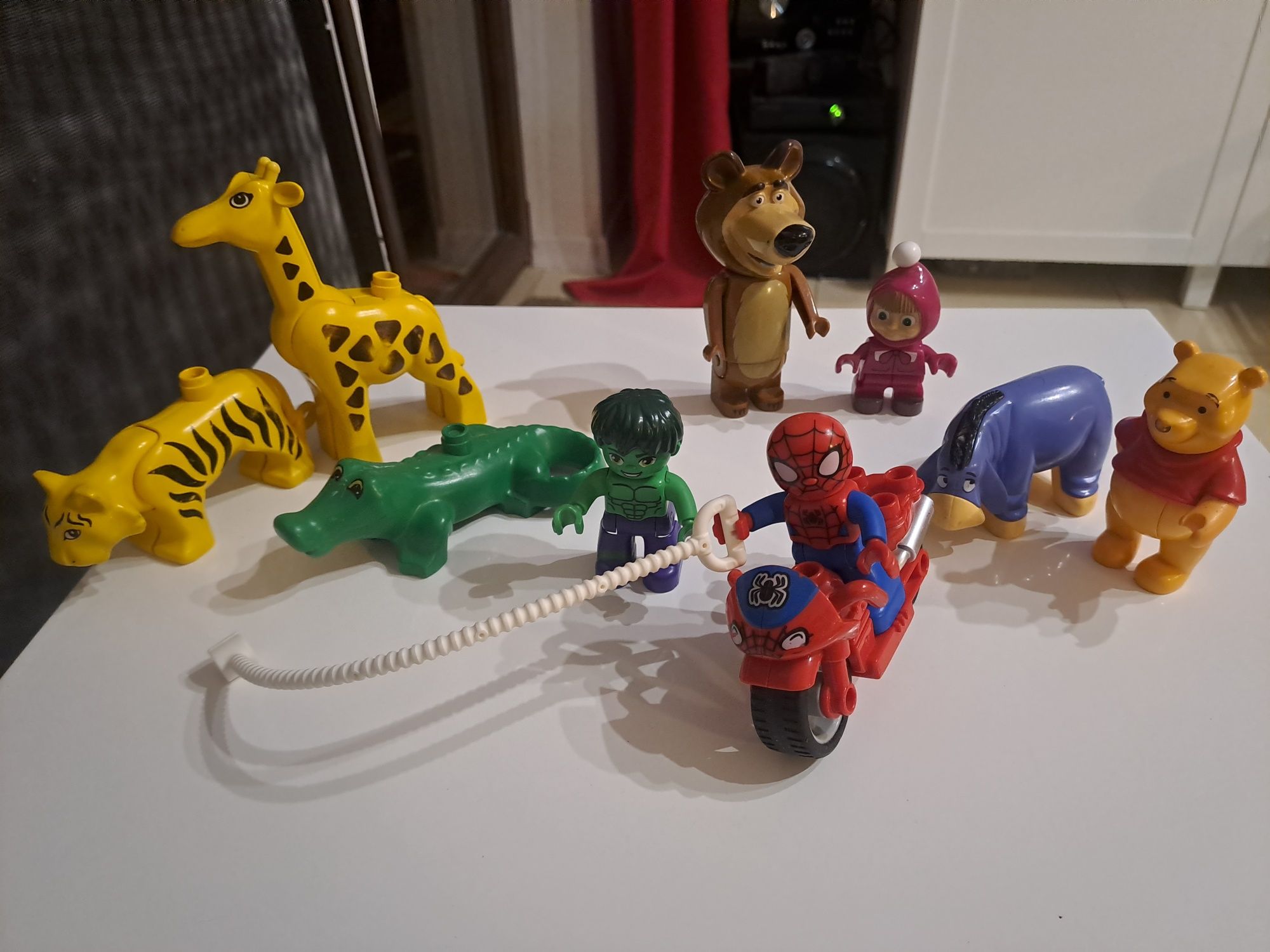 Duplo duży zestaw  hulk spajdermena avengers