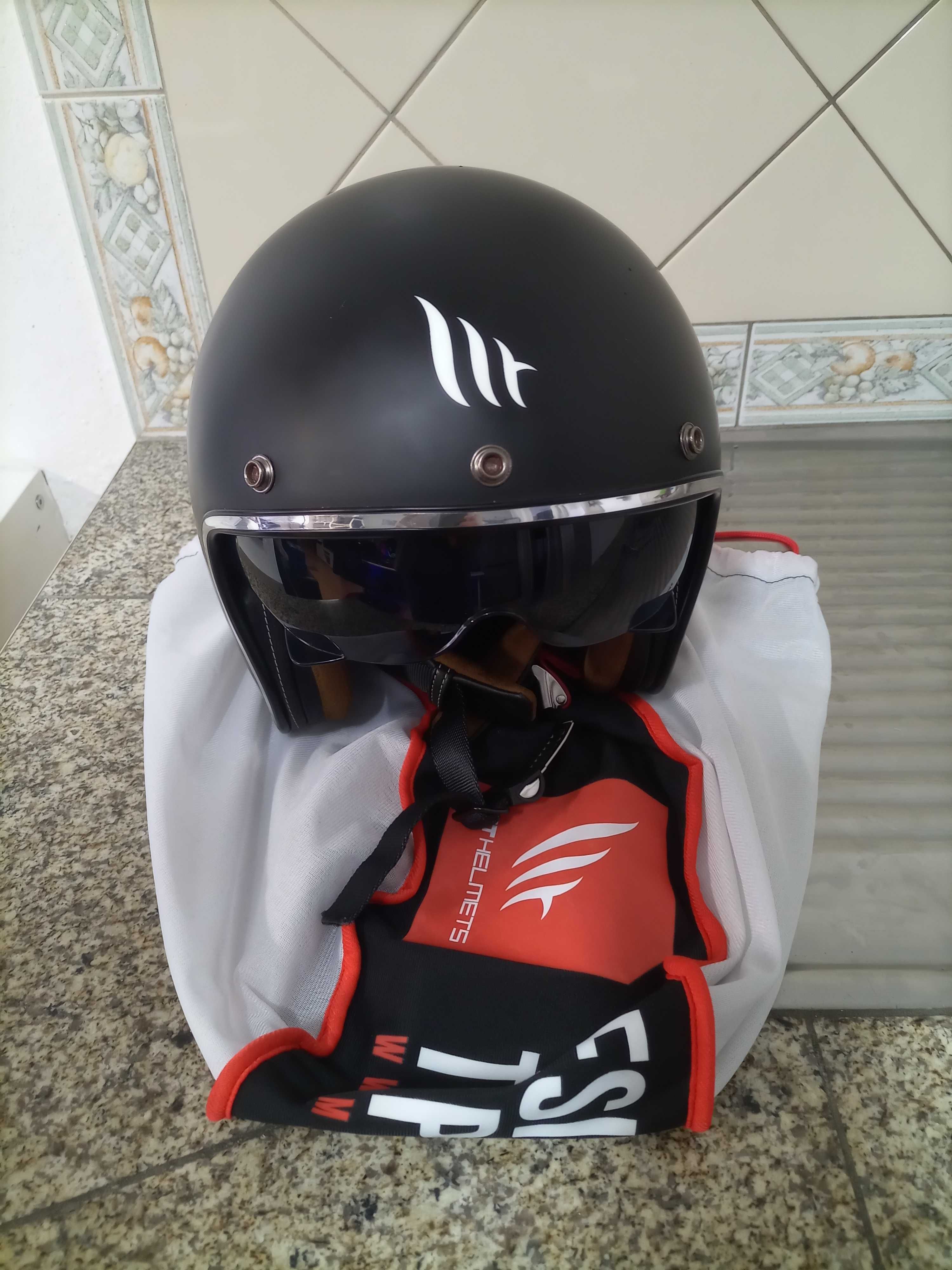 Capacete MT HELMETS Le Mans Novo