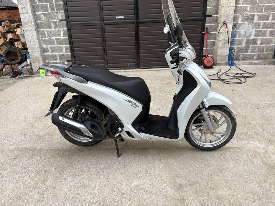 Продам Honda sh 150i