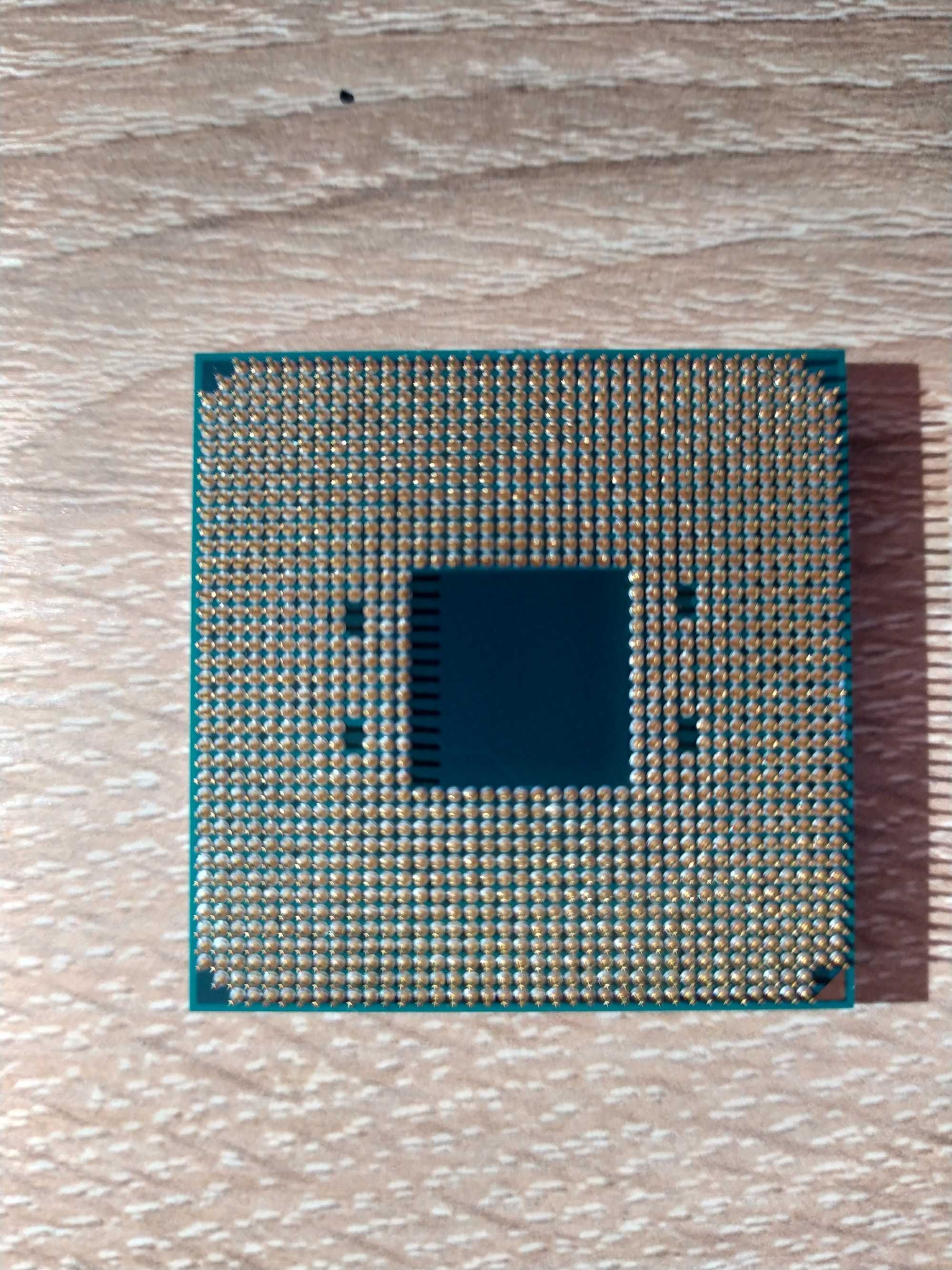 Процесор AMD Ryzen 5 Pinnacle Ridge 2600 OEM +Кулер AMD Wraith Stealth