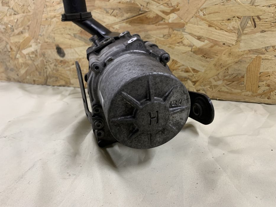 Насос ГУР Пежо 3008 5008 насос егур Пежо 3008 5008 Ситроен