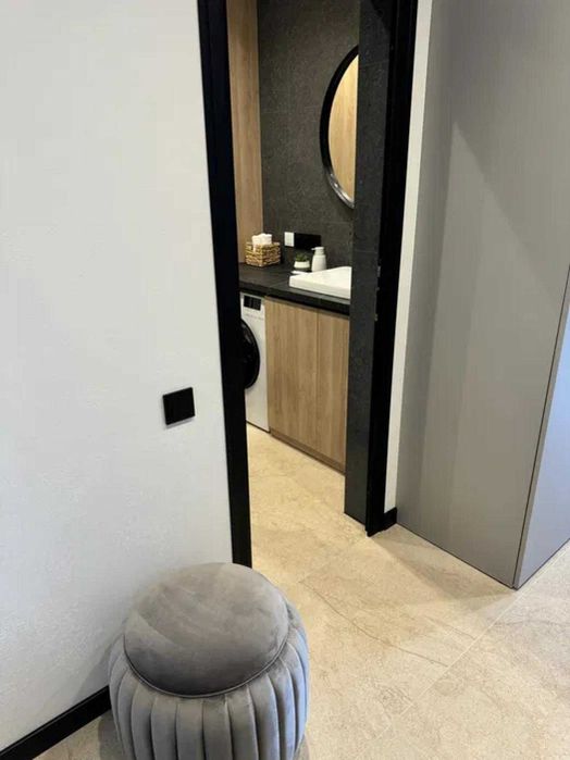 ЖК White Lines | Гардеробна | Голосіївська Деміївка Теремки | Центр