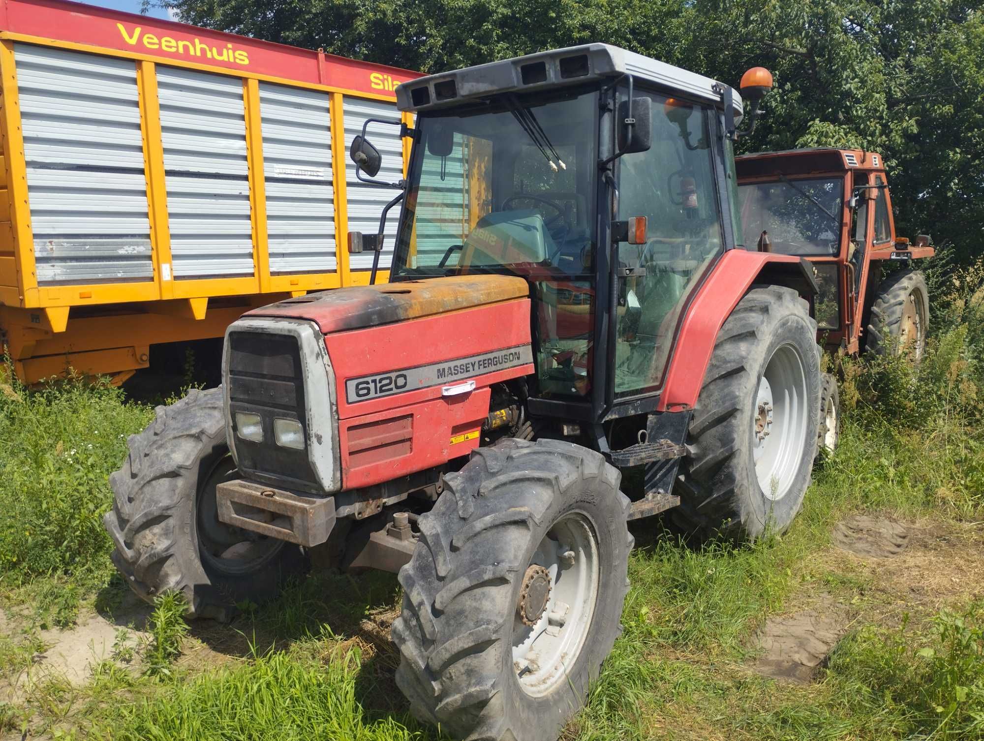 Massey Ferguson 6120