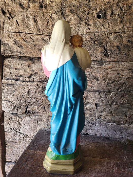 Włoska figurka Maryja Matka Boska