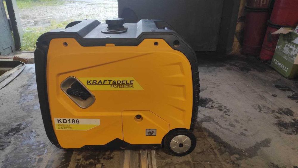 Генератор інверторний Kraft&Dele KD186 4.2 кВт