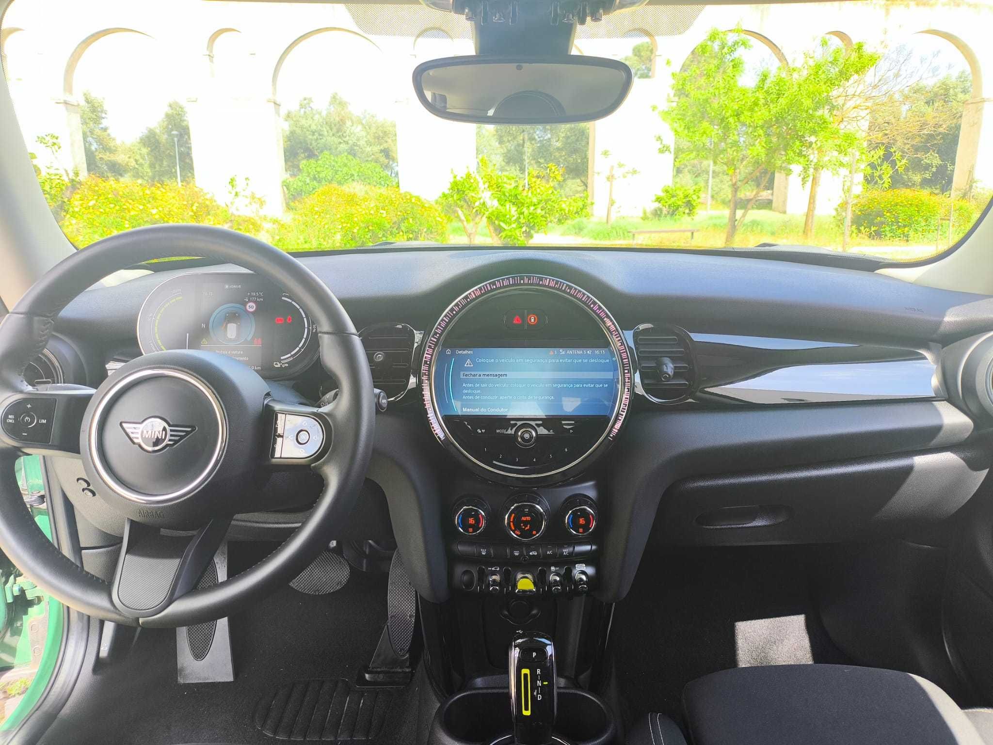 Mini Cooper SE elétrico