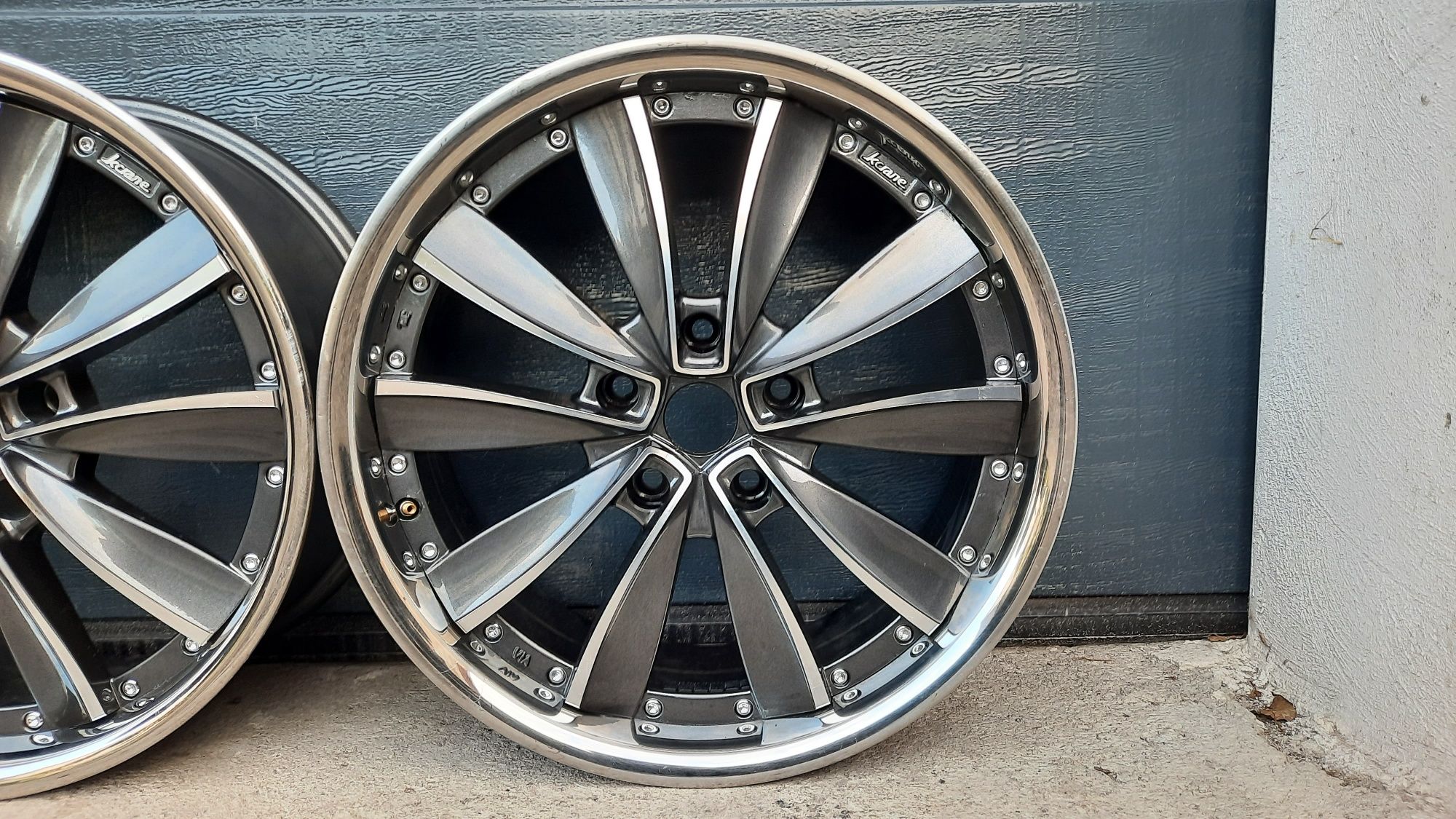 Alufelgi 18" BMW 5x120 z rantem