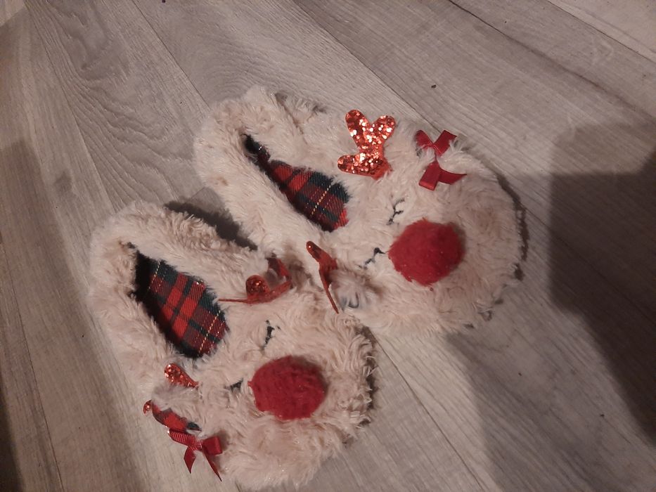 Kapcie świąteczne renifer
