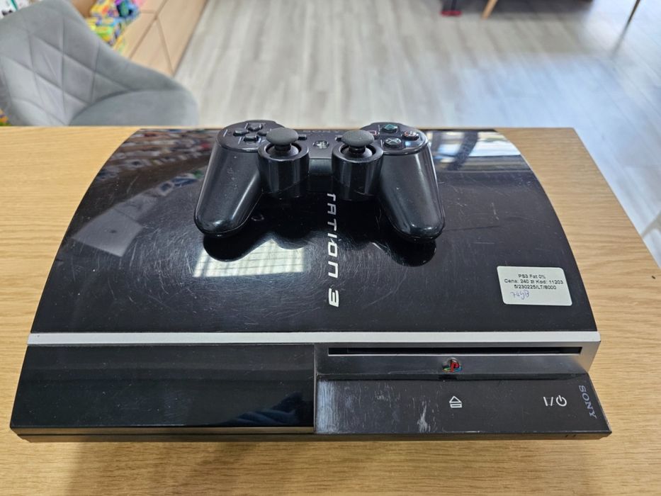 Konsola Playstation 3 Fat 74Gb Cechl04 + Oryginalna Pad Ps3 Używana