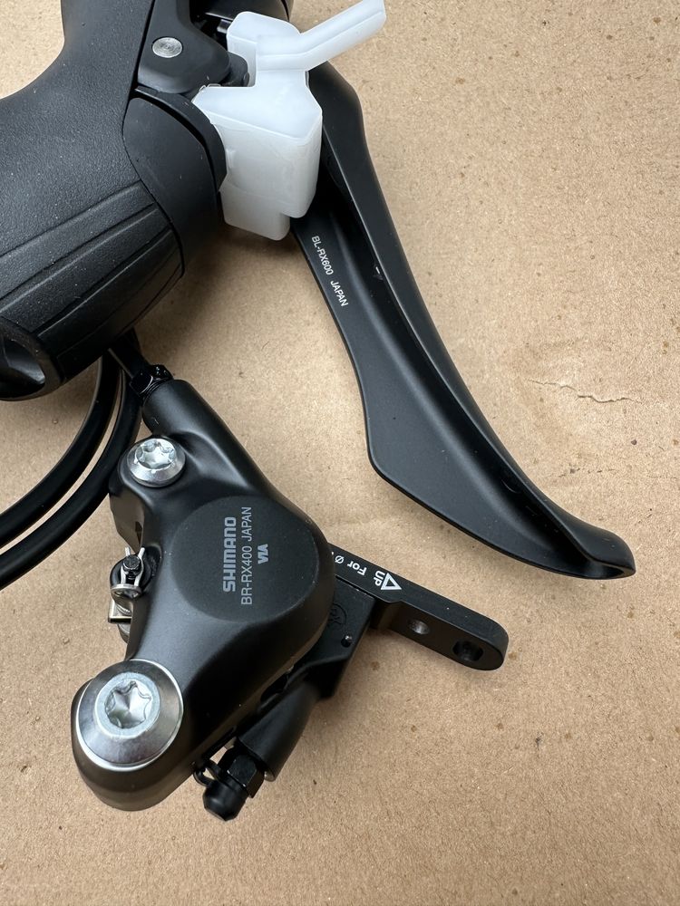 Nowa dźwignia / klamka + zacisk Shimano GRX ST-RX600 + BL-RX400