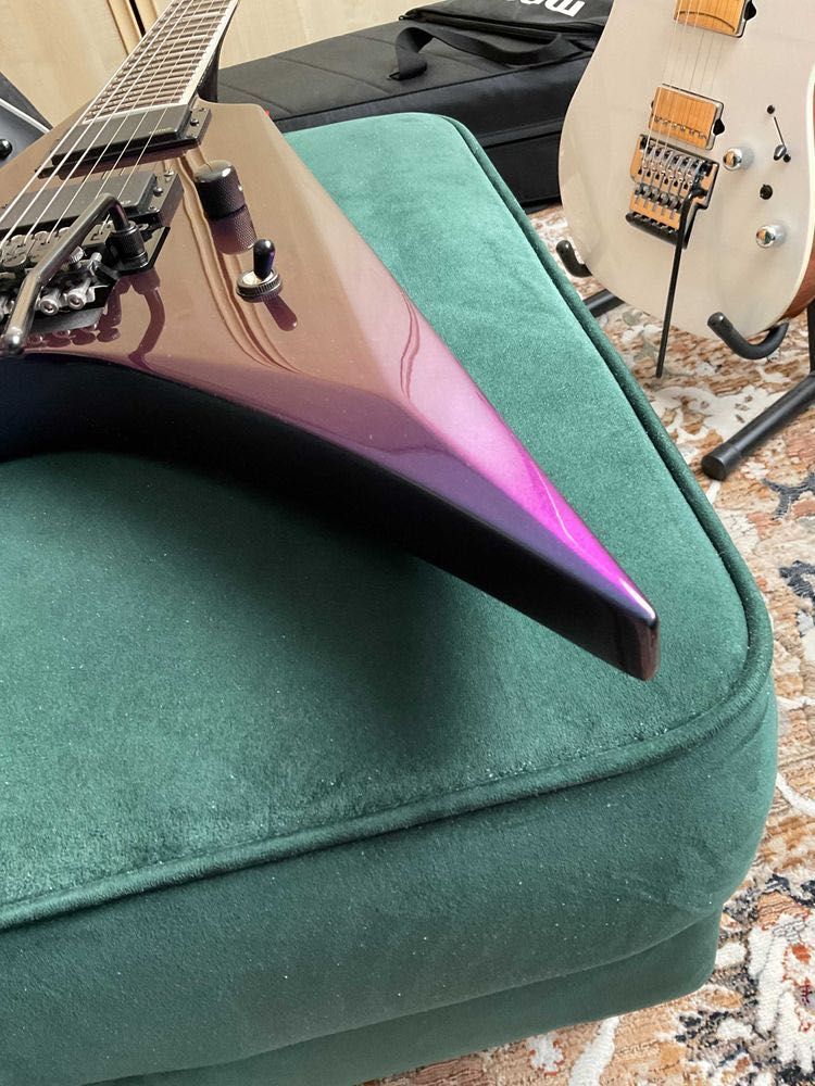 ESP LTD Arrow-1000 VLAND violet andromeda