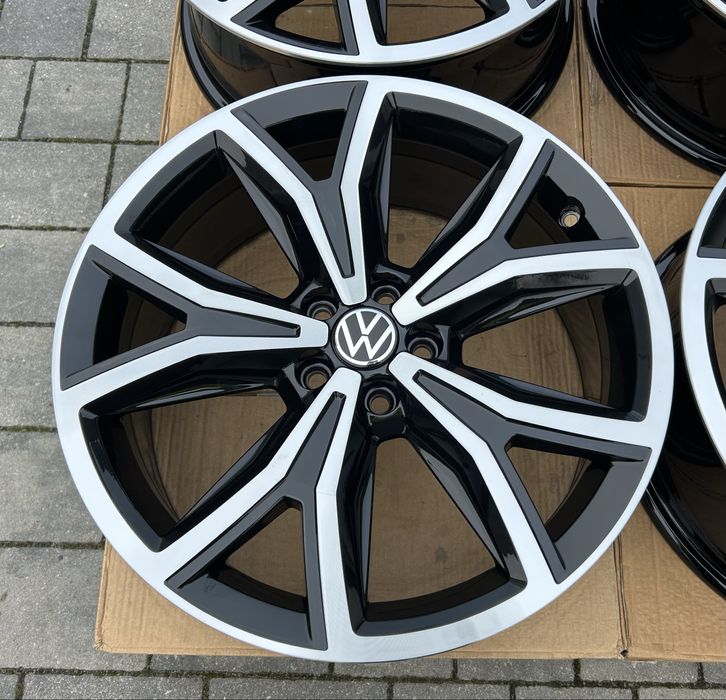 Felgi Volkswagen 18" 5x100 T-cross Taigo Polo Rapid Fabia Scala