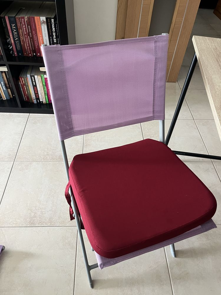 Mesa com conjunto 4 cadeiras