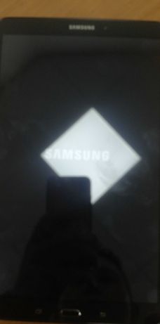 Планшет Samsung SM t 585
