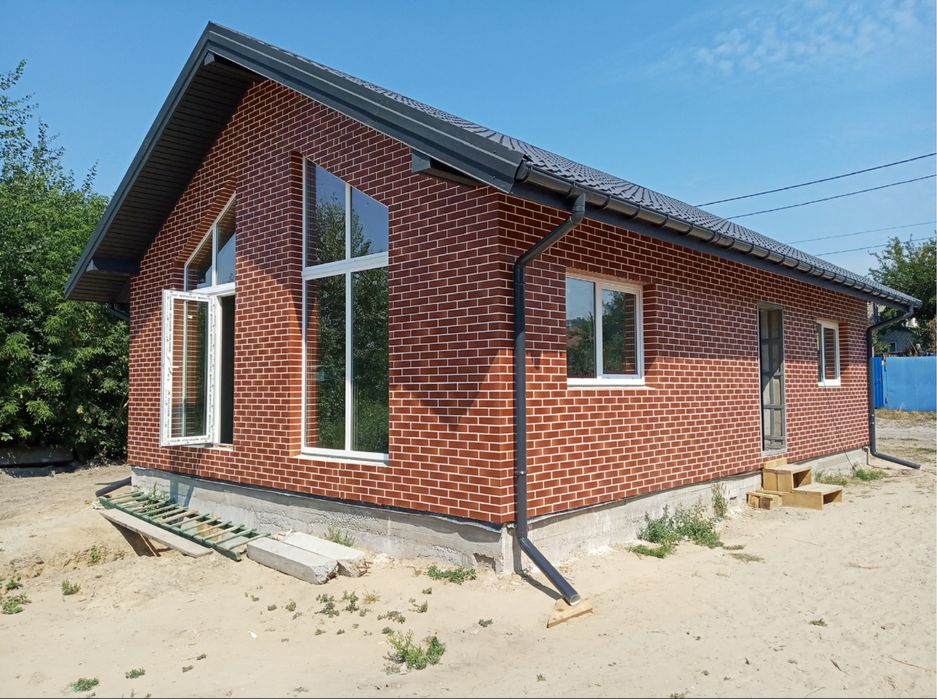 Продаж будинку з ділянкою 10 сот на Троещині, вул. Нікіфора Дровняка