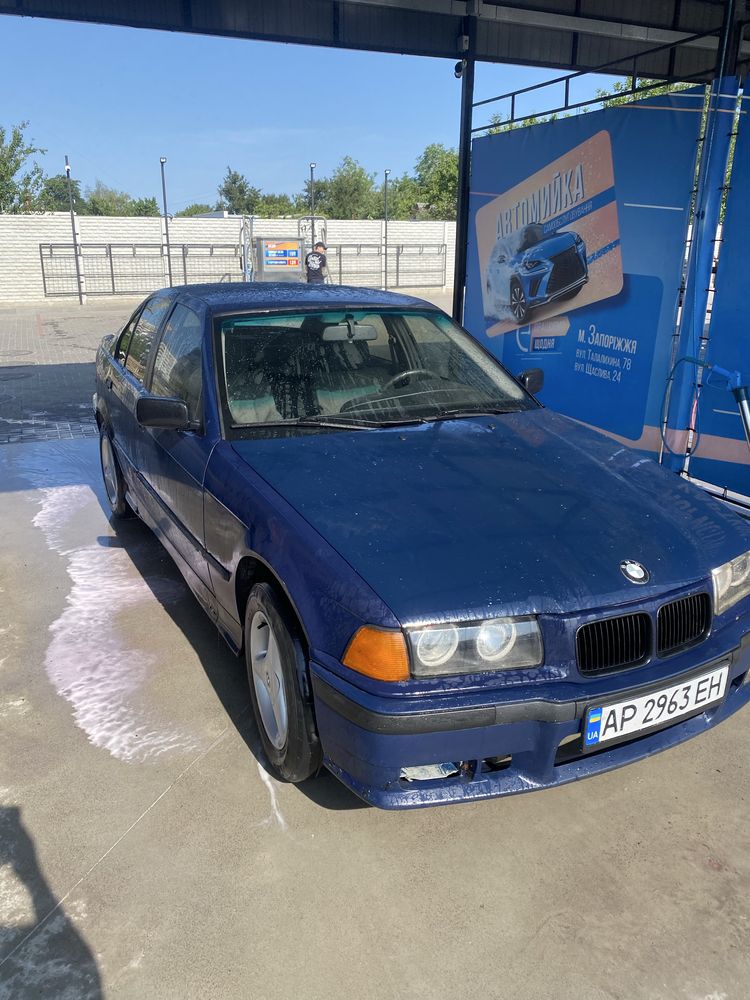 BMW E36 2.5 TDS.