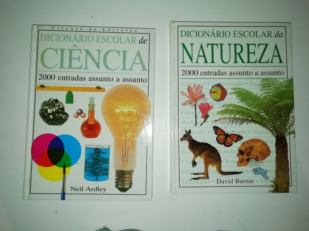 2 livros Dicionários Escolares - CIÊNCIA E NATUREZA