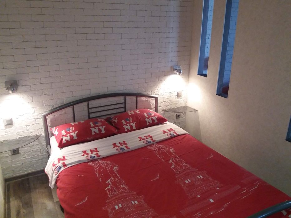 Сдаю посуточно свою 1 к студию центр