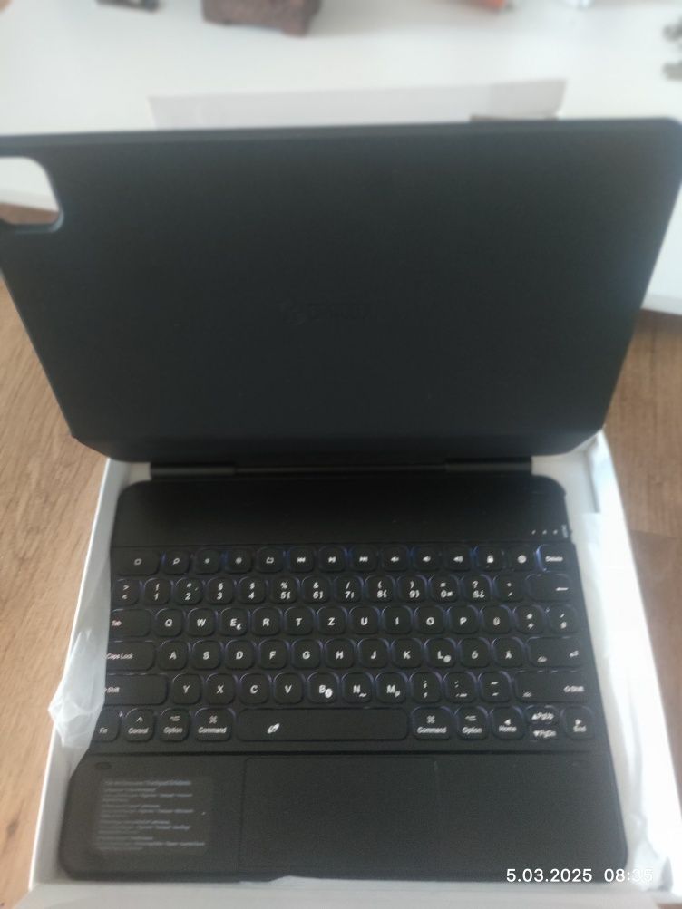 Etui z klawiaturą magnetyczną Dracool do iPada Air 13 2024