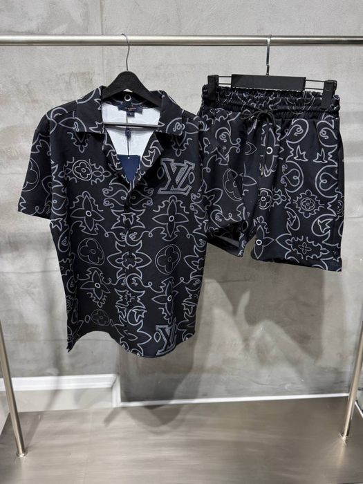 LOUIS VUITTON комплект рубашка шорты футболка мужская черный  летний