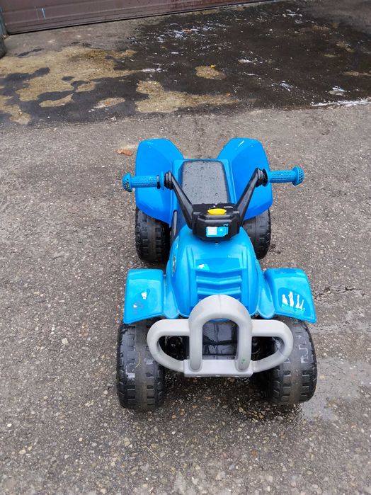 Sprzedam motorek zabawka dla dzieci w bardzo dobrym stanie!