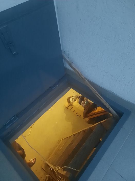 Продам 2-х рівневу квартиру/таунхаус КМ "ПАЛАРІС"