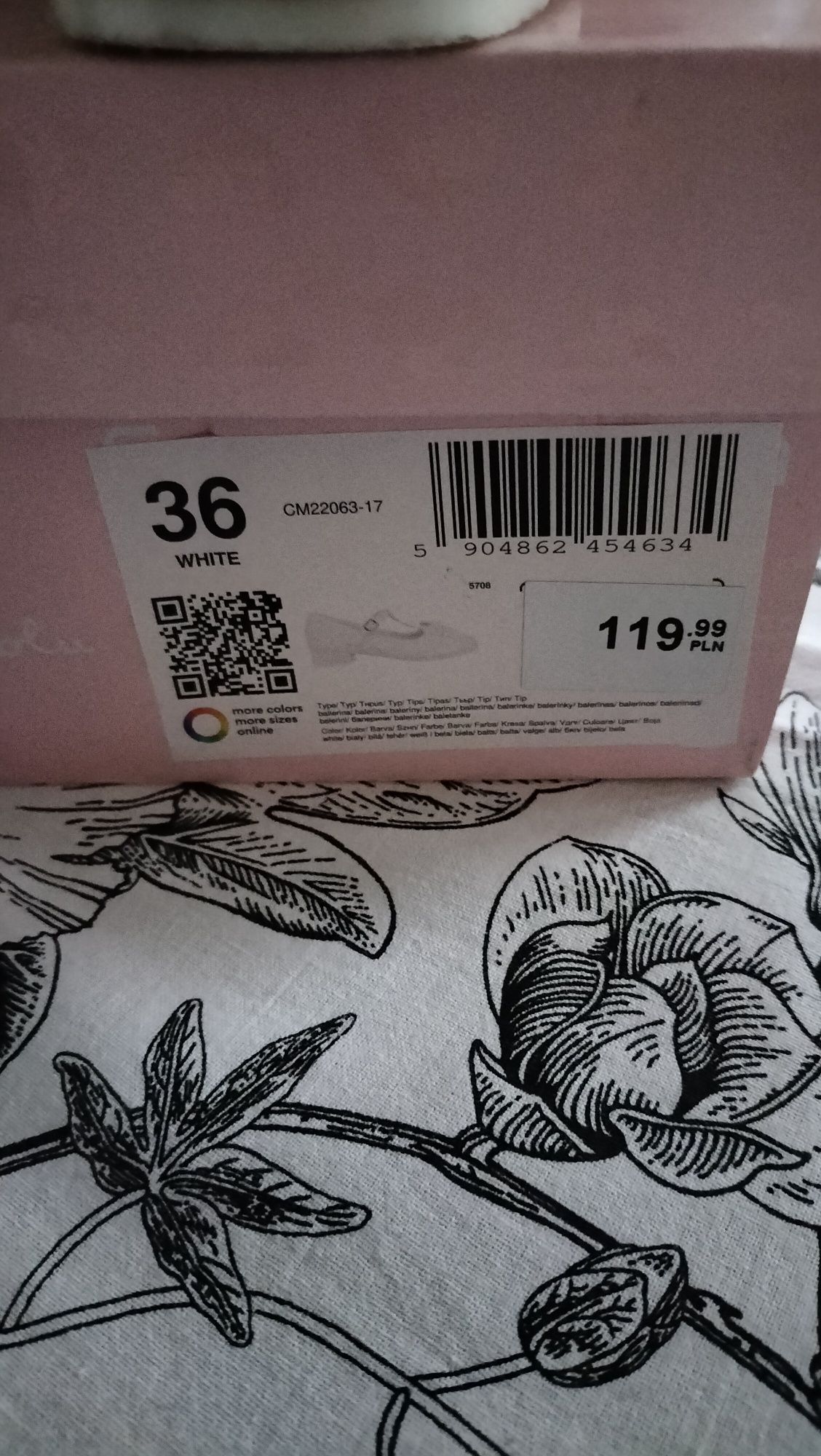 Pantofelki komunijne