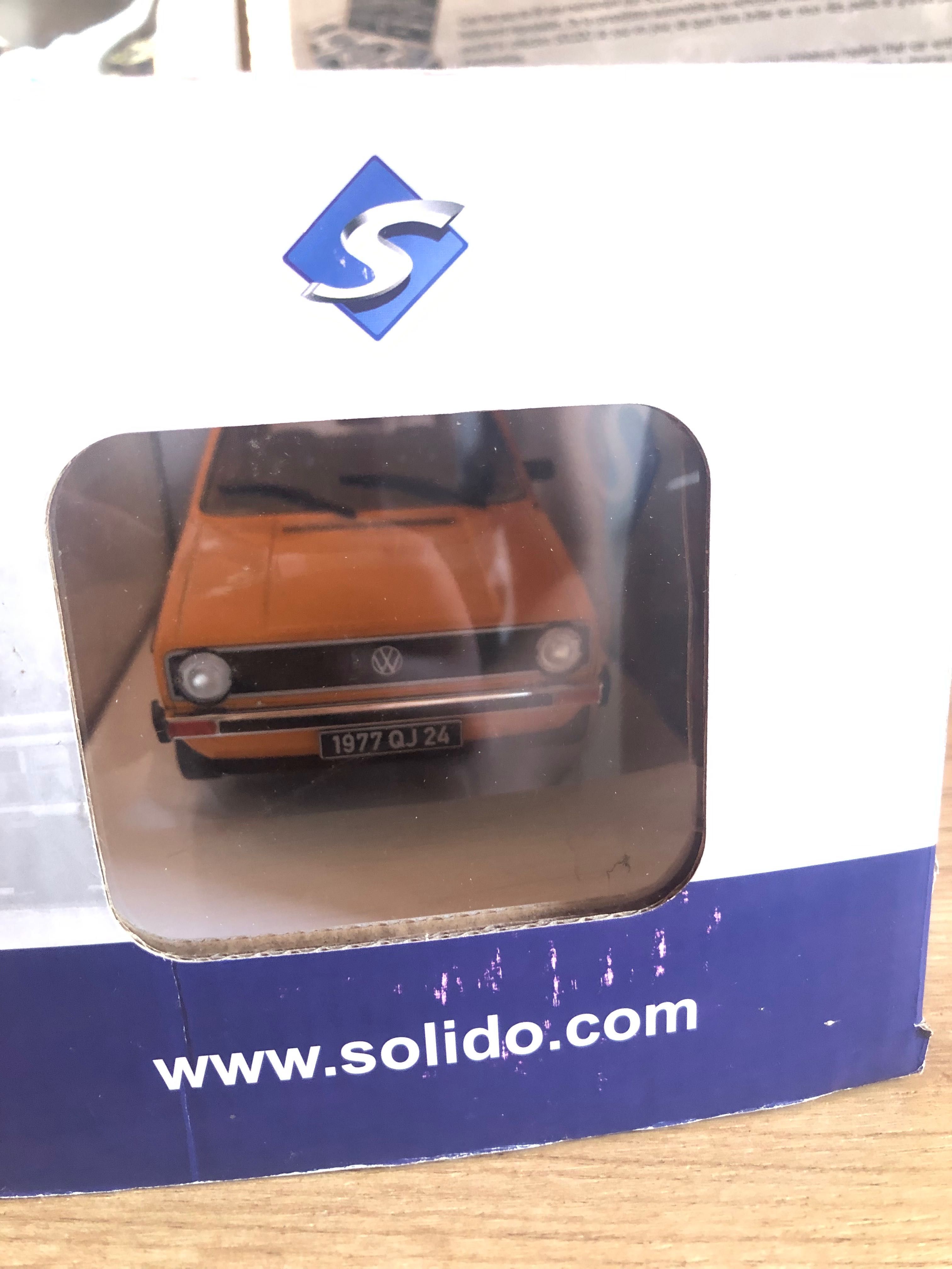 vw golf cl 1/18 solido