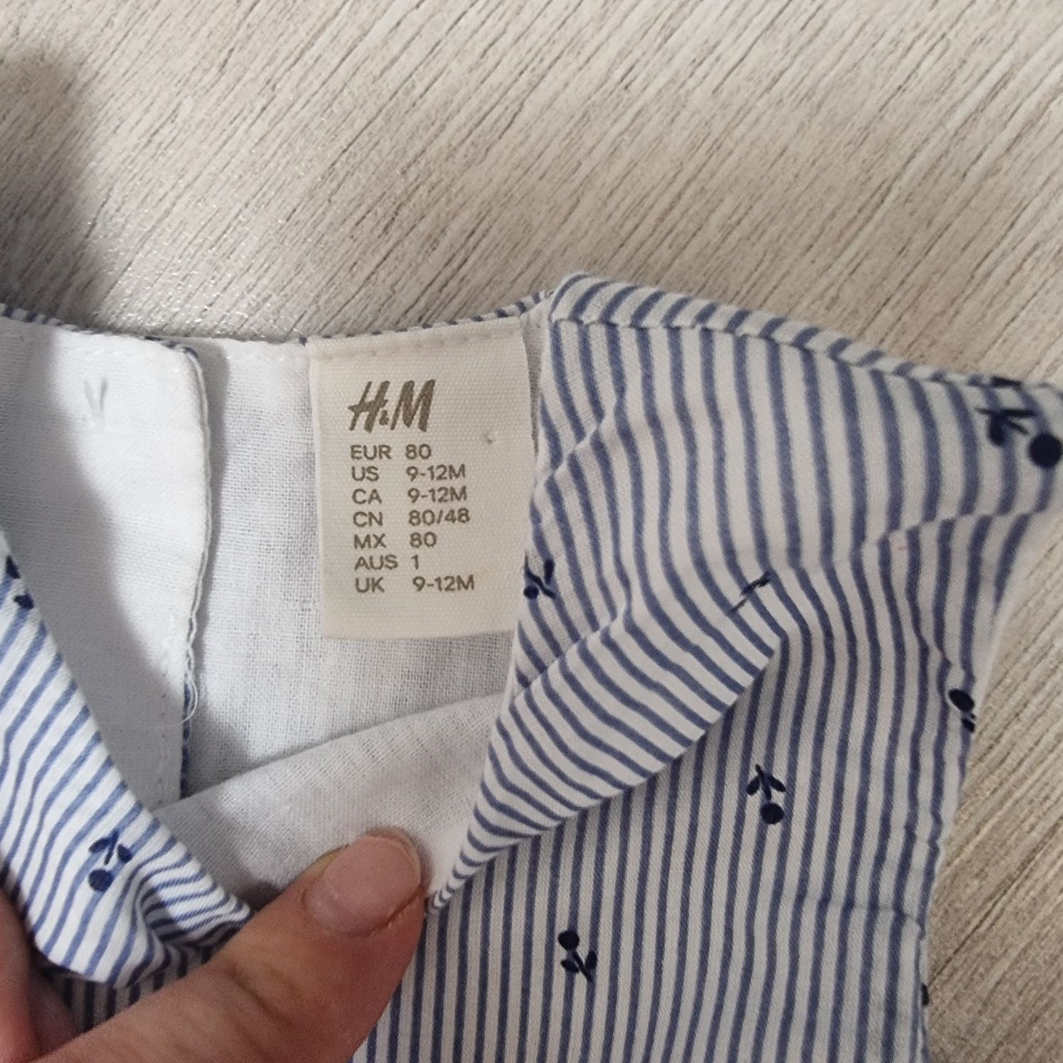 Продам платье 9-12 h&m