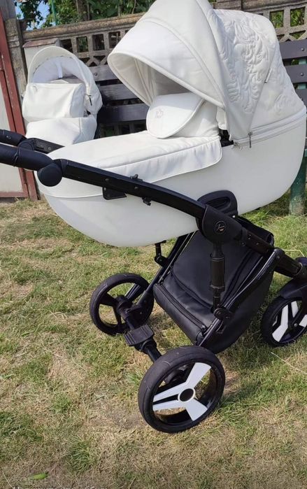 Коляска Junama Enzo Go 2в1