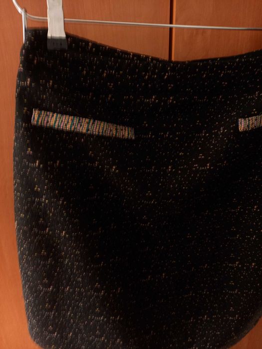 Spódniczka mini Olivier Bonas M 38 czarna wyszywana różową nitką