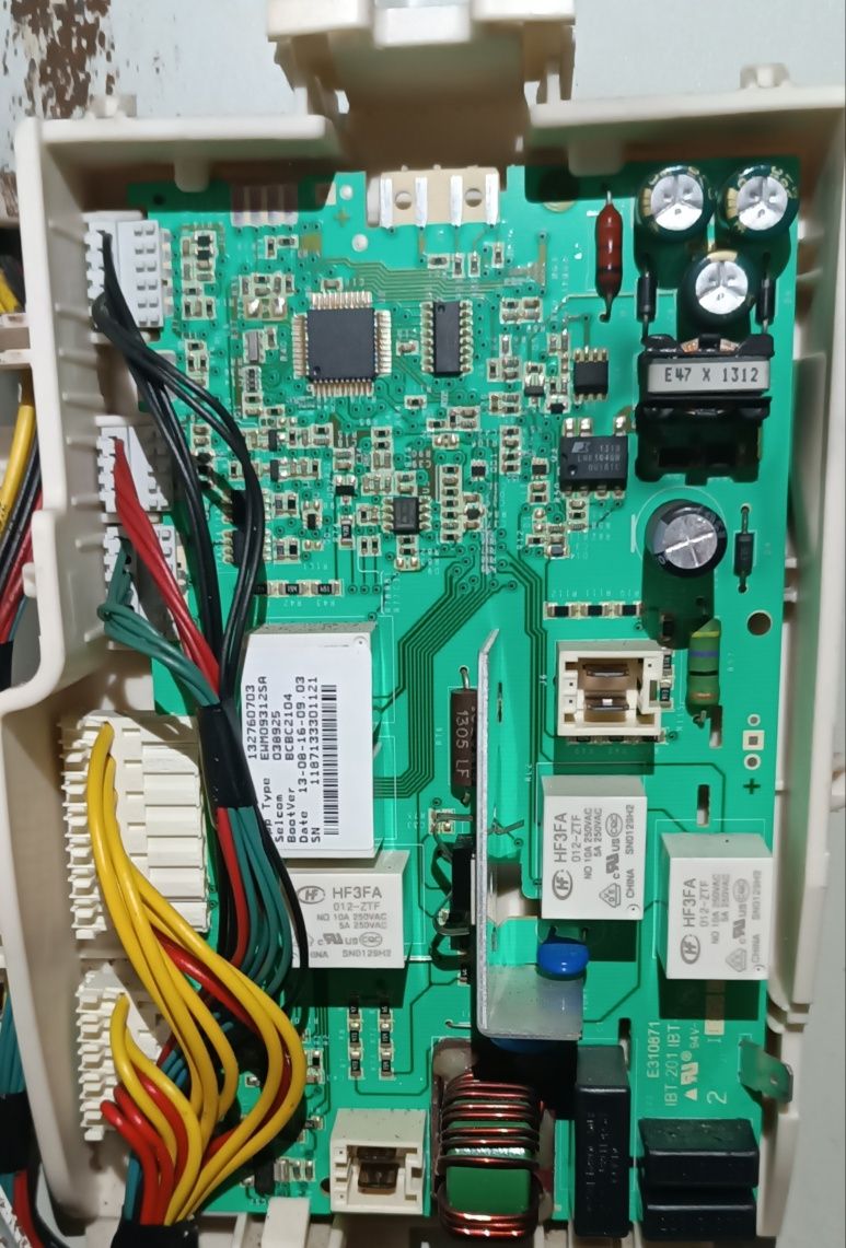Пральна машина Electrolux 1074 запчастини,панель управління пральної м