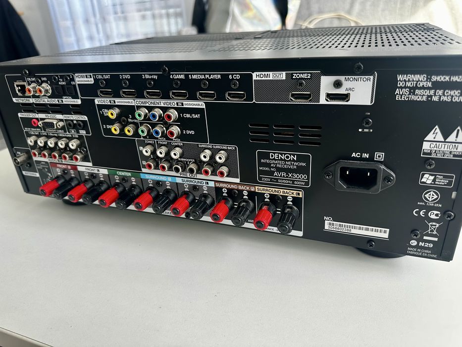 Amplituner Denon AVR-X3000