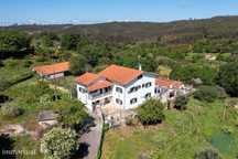 Casa / Villa T5 em Lourosa de 572,00 m2
