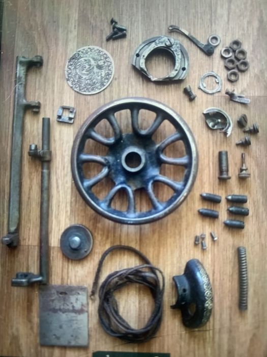 Запчвсти для швейной машины Зингер