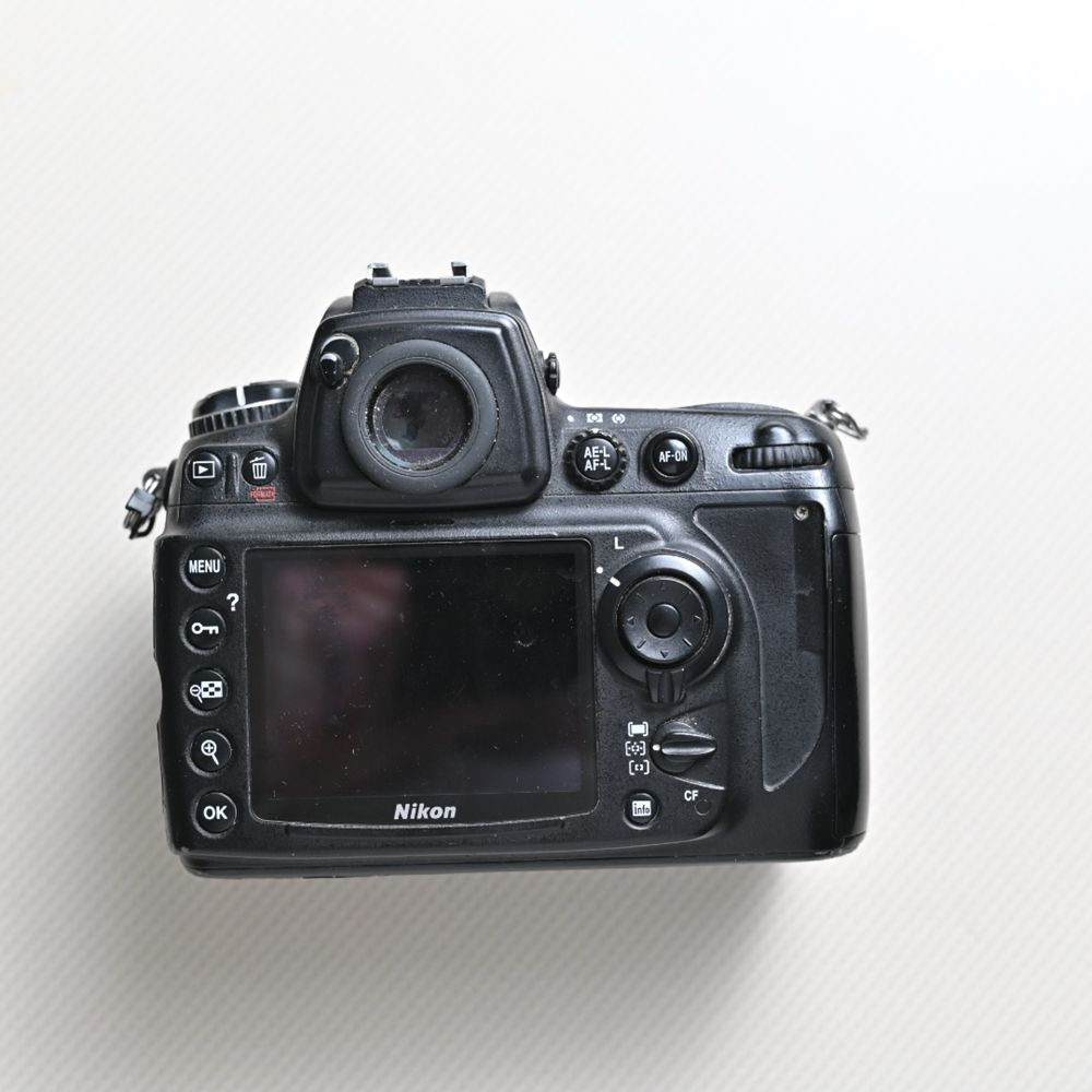 Nikon D700 в Одесі 5800 та 6800 з ніштячками.
