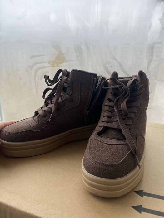 Ботинки  жіночі осінні 39-40