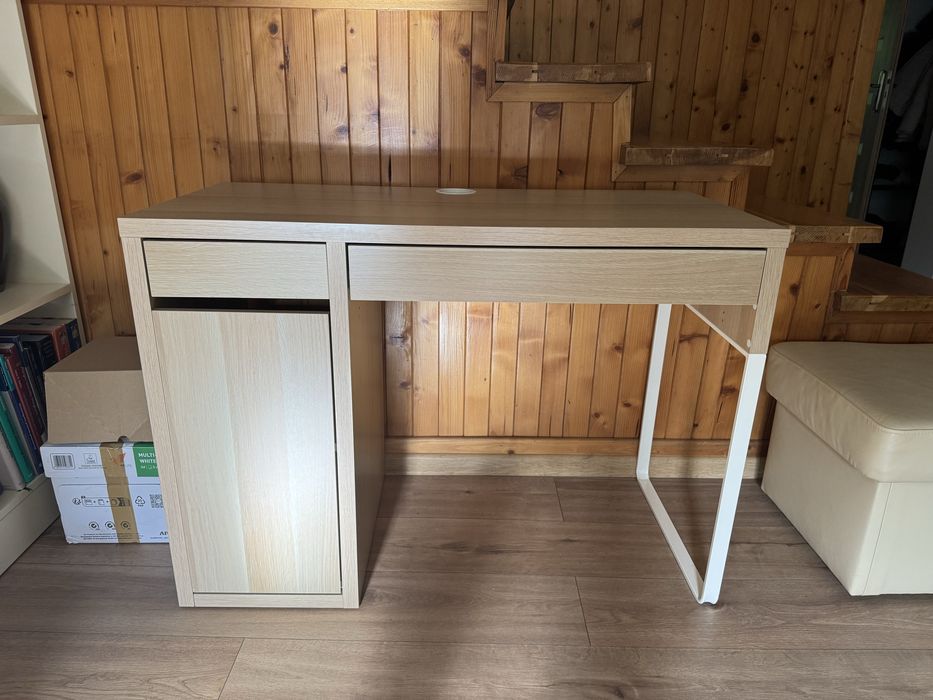 Biurko Ikea Micke brązowe
