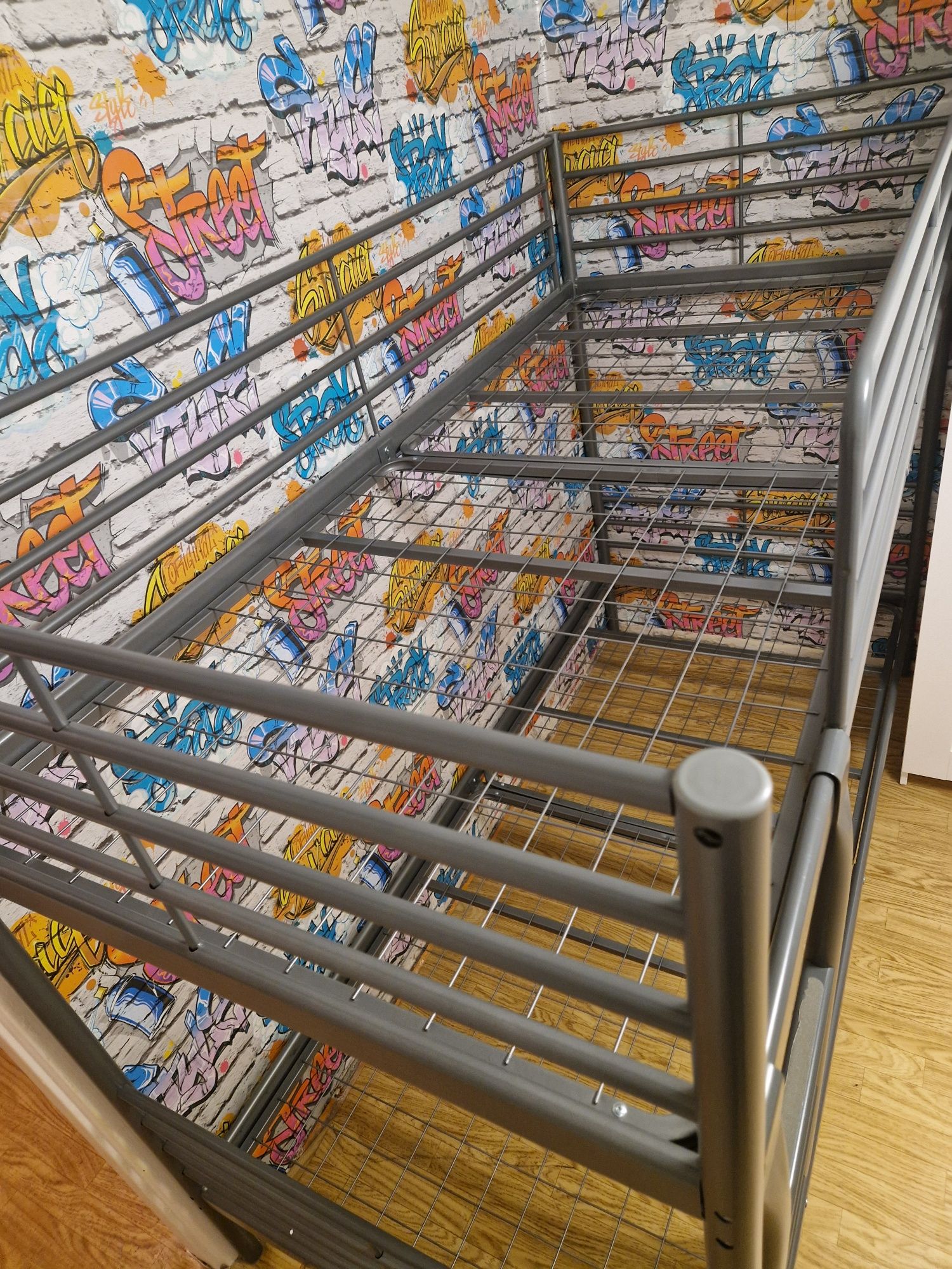 Sprzedam rame łóżka piętrowego