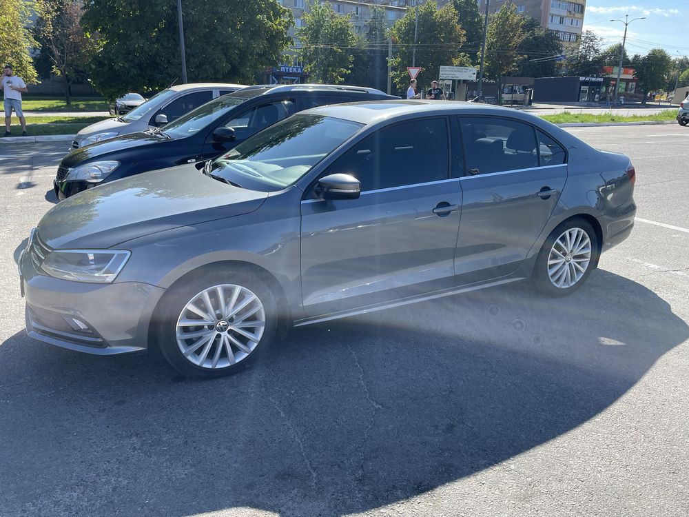 VW Jetta 6 SEL 2016 года. Джетта 6 рест. Своя