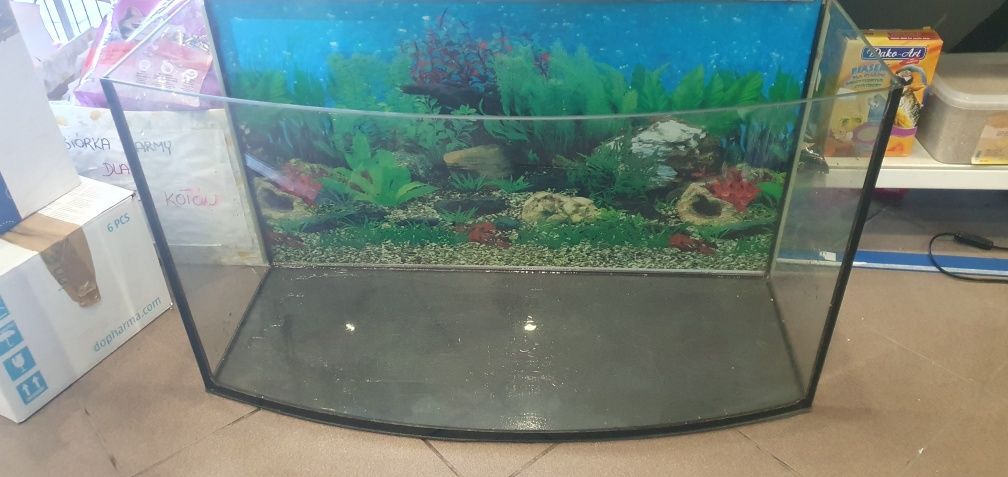 Akwarium 80x30x45 126l  i oświetlenie