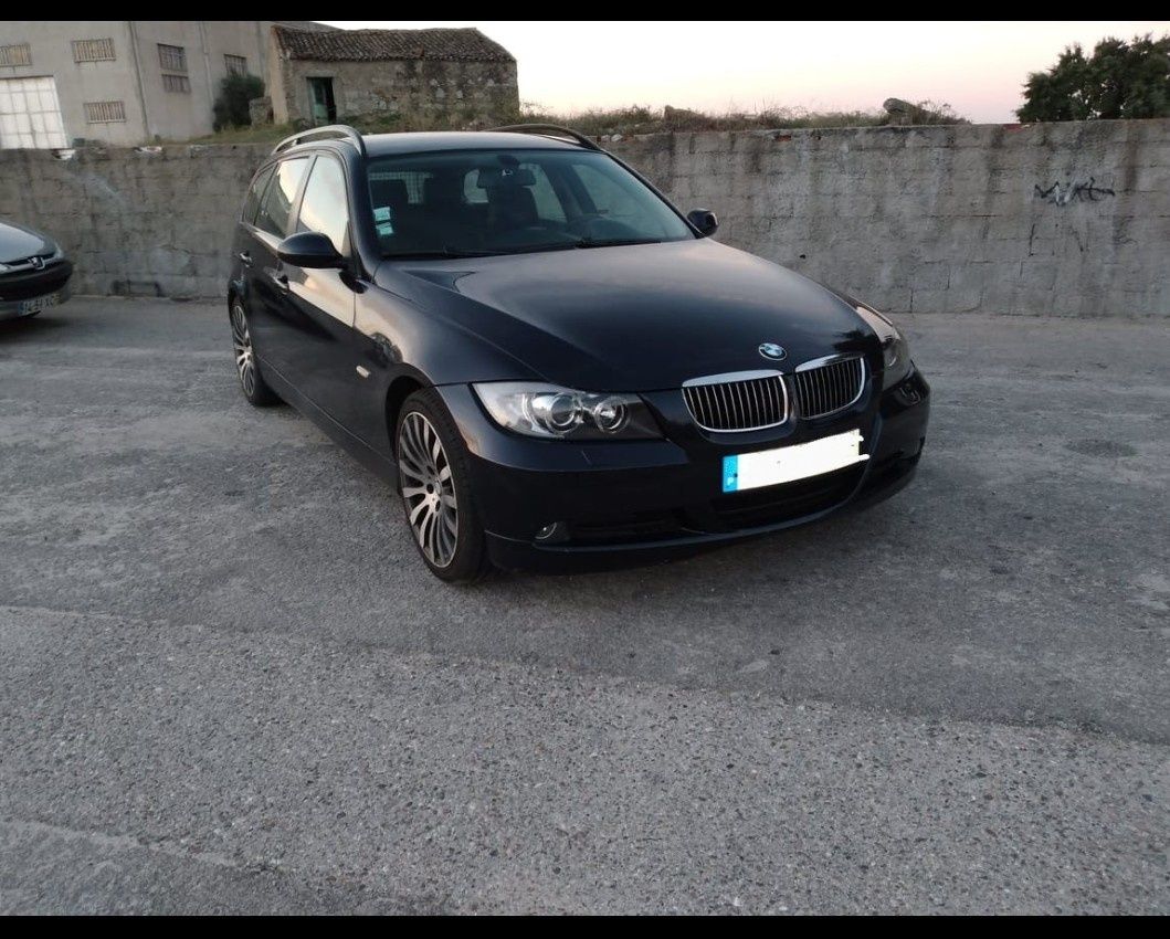Bmw 320D 163cv Vendo Bmw 320D de 163cv de 2006. Selo antigo. Tem 383 m