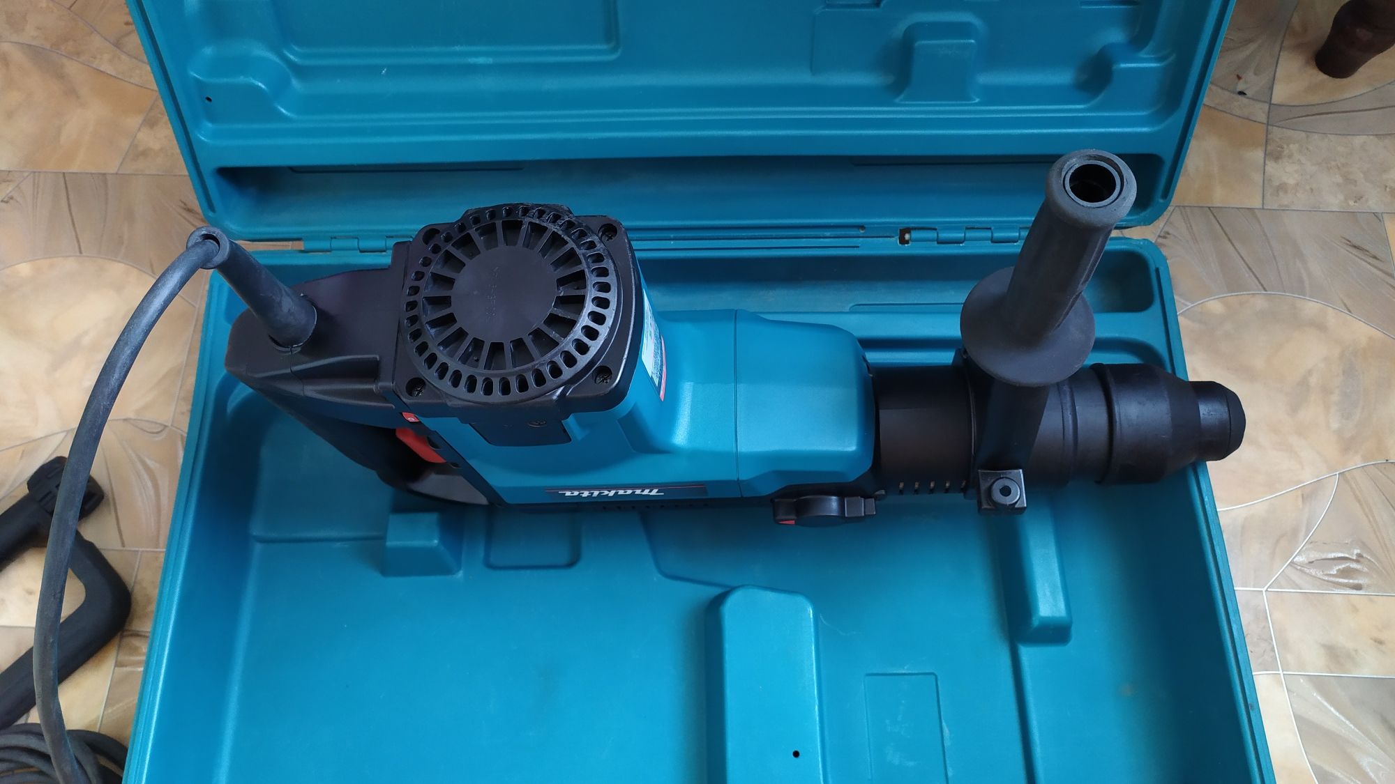 Makita hr 5001 c перфоратор