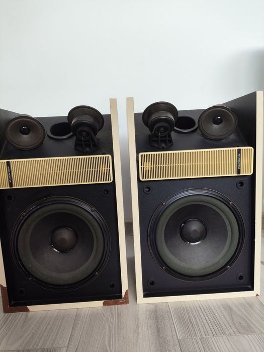 Bose 301 monitor series ii