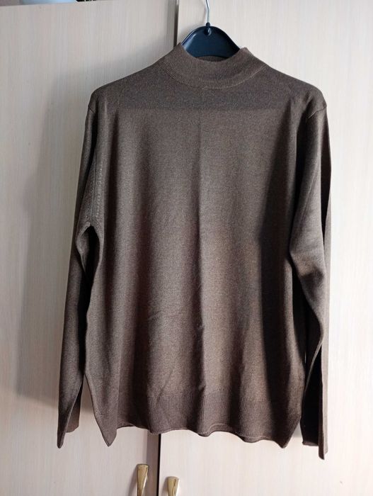 Мужской свитер пуловер 52 р